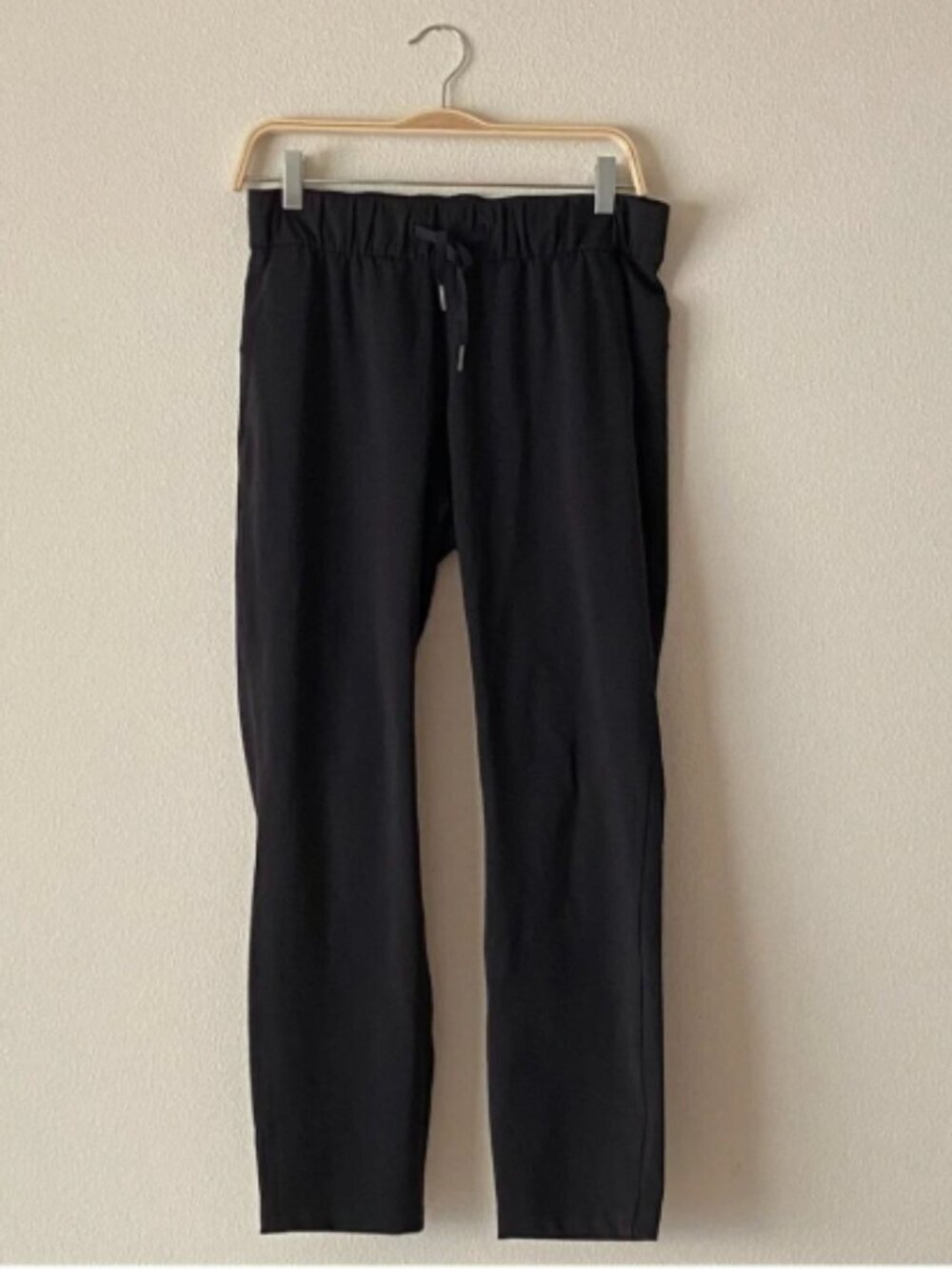 EUC Lululemon Women’s Jogger Drawstring Athletic Pants Size 6 - Picture 2 of 13